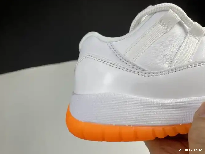 Rep CITRUS RETRO JORDAN AIR BRIGHT LOW 11 AH7860-139 0526